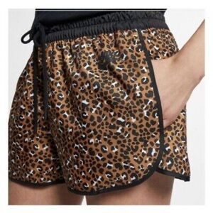 Nike Leopard Print 3‎ Inch Dri-Fit Shorts Size Small EUC